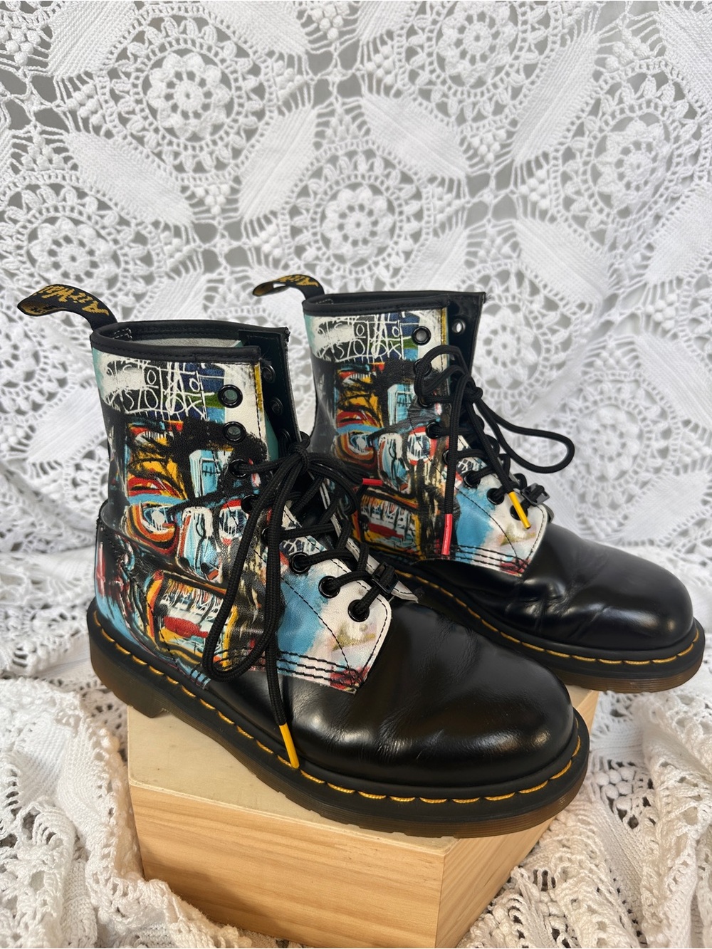 RARE COLLECTIBLE Dr. Martens 1460 Jean-Michel Basquiat Collab Smooth Leather Sz6